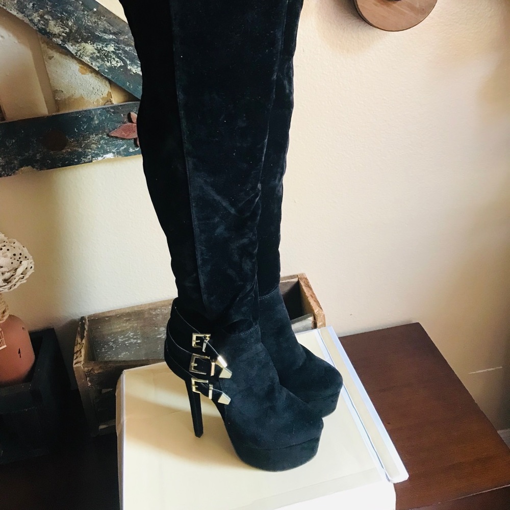 New Black Boots Knee High